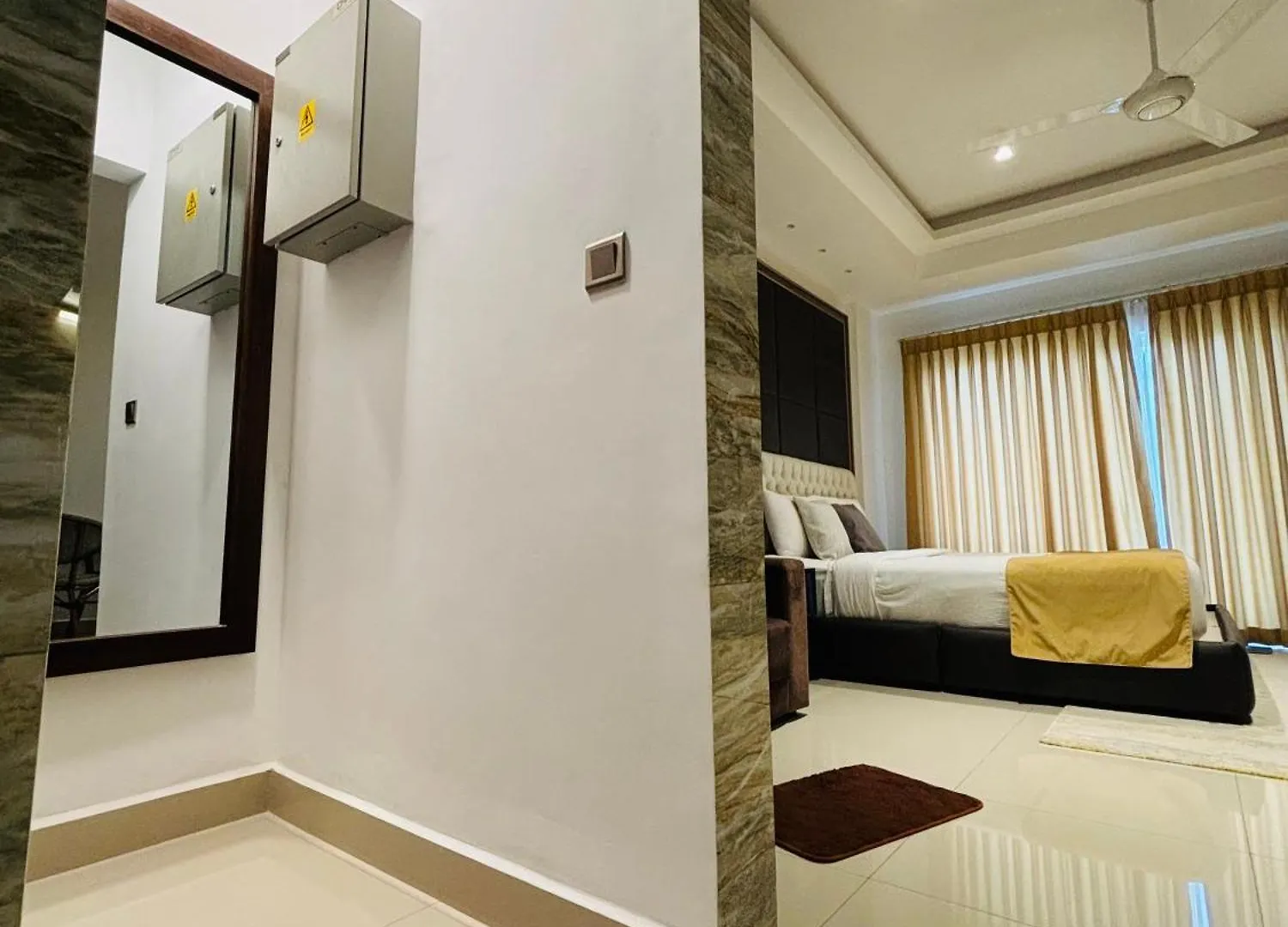 Ocean Breeze Studio Apartment Negombo Sri Lanka